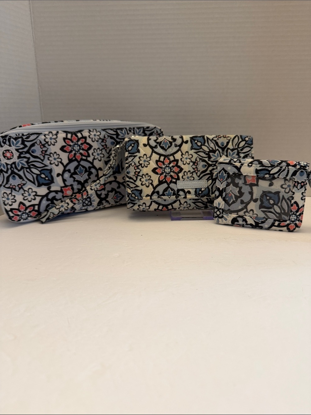Vera Bradley Lisbon Medallion Trio